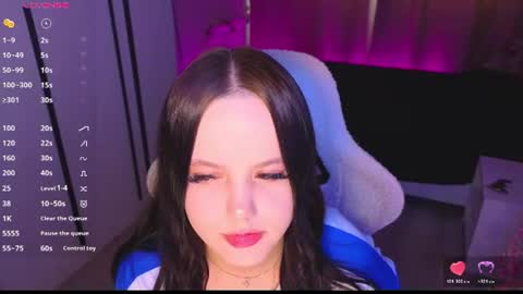 Snapshot of betty__davvis chatting on 06-16-26, 01:58 Betty online show from 06-16-26, 01:58