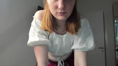 Snapshot of betty_witchy chatting on 08-01-26, 03:39 Dory make me happier online show from 08-01-26, 03:39