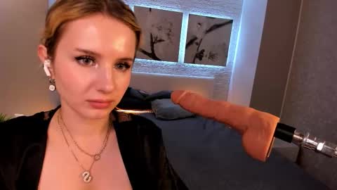 Betty online show from 09-26-25, 08:57