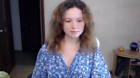 Snapshot of bettystar_ chatting on 09-14-25, 08:19 Betty online show from 09-14-25, 08:19