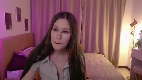 Snapshot of bety_white chatting on 06-09-26, 11:22 Katie online show from 06-09-26, 11:22
