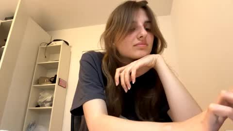 Lina online show from 06-10-26, 05:23