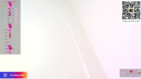 Snapshot of beuty_goddes777 chatting on 01-14-25, 10:06 Nicolle Aviles online show from 01-14-25, 10:06