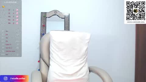 Snapshot of beuty_goddes777 chatting on 03-05-25, 07:16 Nicolle Aviles online show from 03-05-25, 07:16