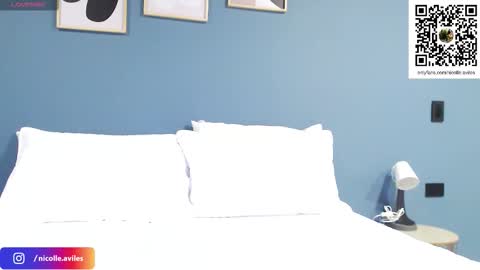 Snapshot of beuty_goddes777 chatting on 10-31-25, 01:39 Nicolle Aviles online show from 10-31-25, 01:39