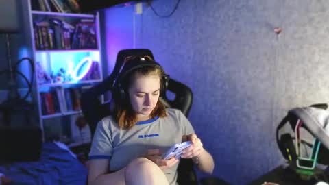 beverly_yay online show from 04-22-26, 10:11