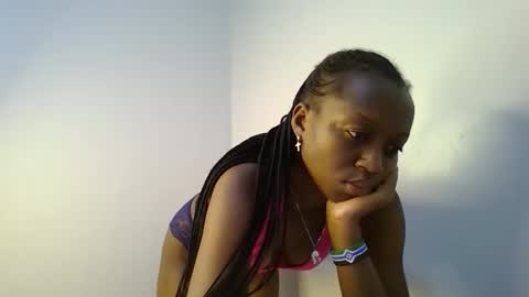Snapshot of beverlyne5 chatting on 03-08-25, 04:50 beverly online show from 03-08-25, 04:50