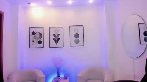 Snapshot of beverlyy_johnson chatting on 01-18-26, 03:54 beverlyy johnson online show from 01-18-26, 03:54