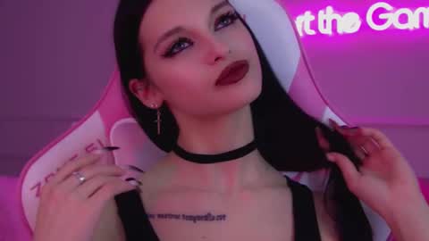 Snapshot of beverlyyork chatting on 03-07-25, 04:22 Beverly online show from 03-07-25, 04:22