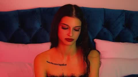 Snapshot of beverlyyork chatting on 09-10-25, 06:19 Beverly online show from 09-10-25, 06:19