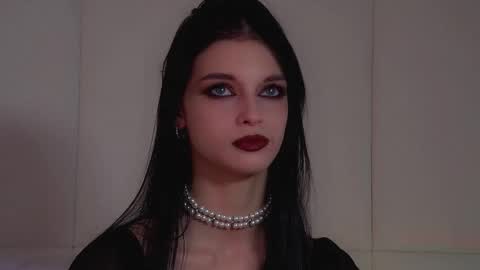 Beverly online show from 11-08-25, 07:41