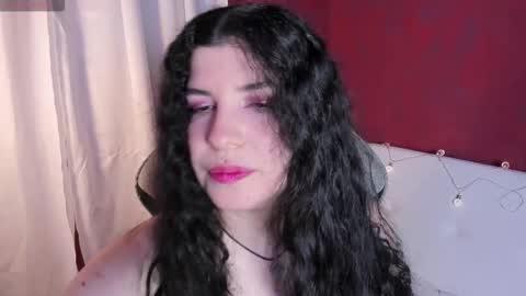 Snapshot of beyondsteel chatting on 11-18-25, 12:05 beyondsteel online show from 11-18-25, 12:05