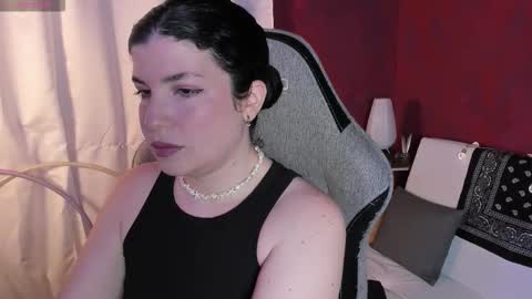 Snapshot of beyondsteel chatting on 11-27-25, 03:08 beyondsteel online show from 11-27-25, 03:08