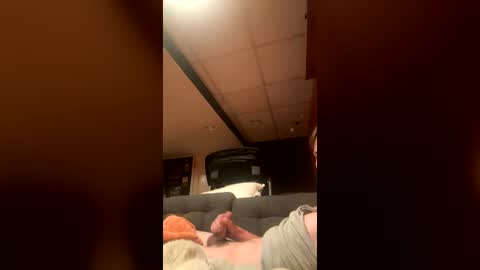 Snapshot of bezerk_bray chatting on 06-16-26, 03:25 bezerk_bray online show from 06-16-26, 03:25