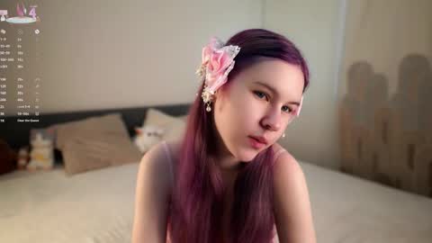 Snapshot of bezuya chatting on 09-17-25, 01:51 Eliz online show from 09-17-25, 01:51
