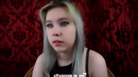 Eliz online show from 07-18-26, 01:21