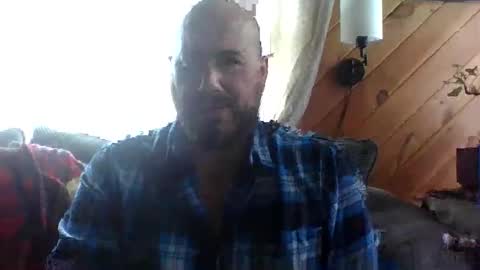 Cabinfever online show from 05-12-26, 03:09