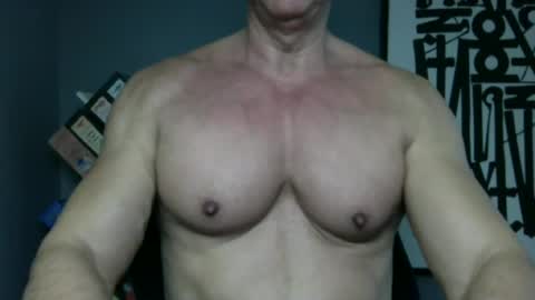 BGDKMUSCLEGUY - SELECTED BY CHATURBATE AS A TOP BROADCASTER FOR 2023 online show from 06-17-26, 01:41