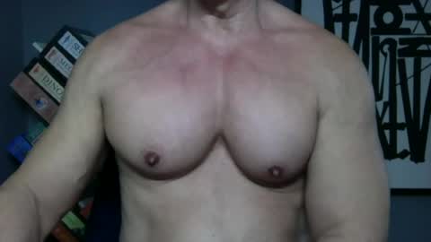 BGDKMUSCLEGUY - SELECTED BY CHATURBATE AS A TOP BROADCASTER FOR 2023 online show from 07-29-26, 06:28