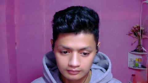 bhillrhey121103 online show from 11-11-25, 07:58