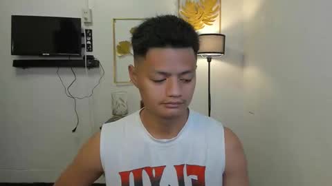 bhillrhey121103 online show from 03-08-26, 05:44