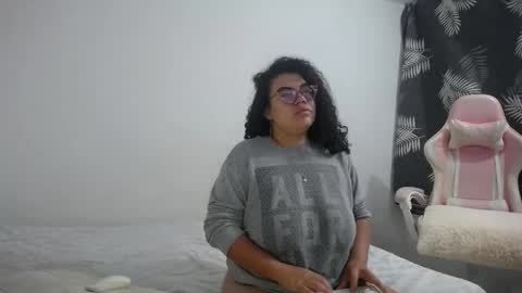 Bianca Tuesday to Sunday from 2am to 6am UTC-5 online show from 10-24-25, 09:28