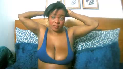 Snapshot of bianca_ebony chatting on 07-30-26, 05:06 bianca ebony online show from 07-30-26, 05:06