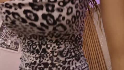 biancaa__18 online show from 04-28-26, 07:30