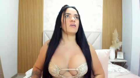 bianca online show from 09-30-25, 01:54