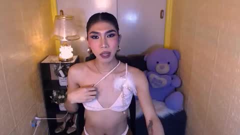 Snapshot of biancahugedick chatting on 02-09-26, 05:50 biancahugedick online show from 02-09-26, 05:50