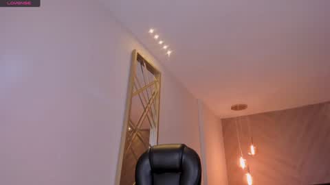 Snapshot of biancapierce_ chatting on 01-07-25, 11:58 Bianca Pierce online show from 01-07-25, 11:58