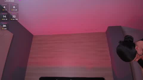 Snapshot of biancapierce_ chatting on 01-13-25, 04:51 Bianca Pierce online show from 01-13-25, 04:51