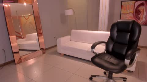 Snapshot of biancapierce_ chatting on 02-09-25, 11:36 Bianca Pierce online show from 02-09-25, 11:36