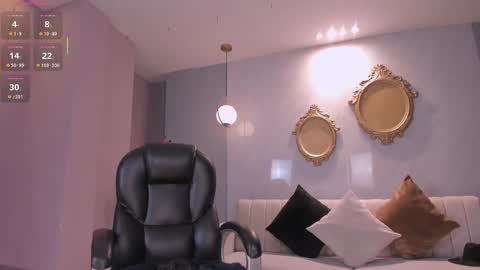 Snapshot of biancapierce_ chatting on 02-11-25, 03:08 Bianca Pierce online show from 02-11-25, 03:08