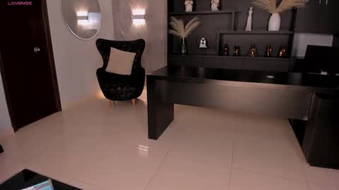 Snapshot of biancapierce_ chatting on 09-12-25, 11:54 Bianca Pierce online show from 09-12-25, 11:54