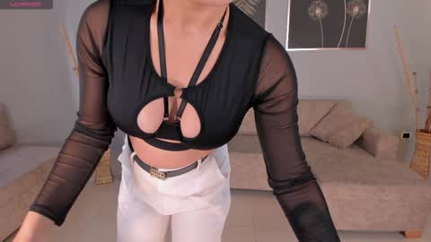 Snapshot of biancapierce_ chatting on 10-04-25, 11:52 Bianca Pierce online show from 10-04-25, 11:52