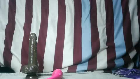 pretty online show from 07-06-26, 04:09