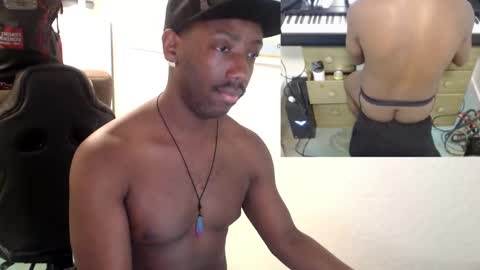 BicepsandFrot online show from 03-03-25, 11:55