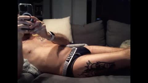 Snapshot of bidaddy83 chatting on 09-30-25, 07:13 bidaddy83 online show from 09-30-25, 07:13