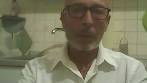 Snapshot of big23italy chatting on 09-17-25, 09:00 big23italy online show from 09-17-25, 09:00