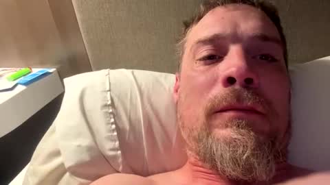 Snapshot of big535338 chatting on 12-18-25, 12:11 big535338 online show from 12-18-25, 12:11