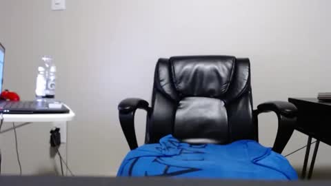 Snapshot of big6incheragain chatting on 01-04-25, 04:12 big6incheragain online show from 01-04-25, 04:12