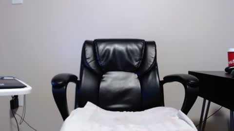 Snapshot of big6incheragain chatting on 01-14-25, 06:28 big6incheragain online show from 01-14-25, 06:28