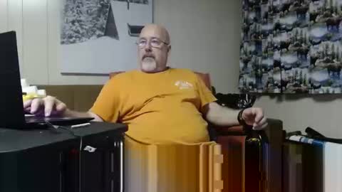 Snapshot of big6incheragain chatting on 02-15-26, 12:14 big6incheragain online show from 02-15-26, 12:14