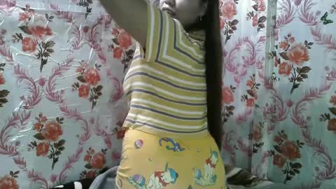 Snapshot of big_buttasian chatting on 12-14-24, 03:29 Grace - online show from 12-14-24, 03:29