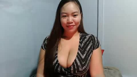 Snapshot of big_buttasian chatting on 01-13-25, 05:01 Grace - online show from 01-13-25, 05:01
