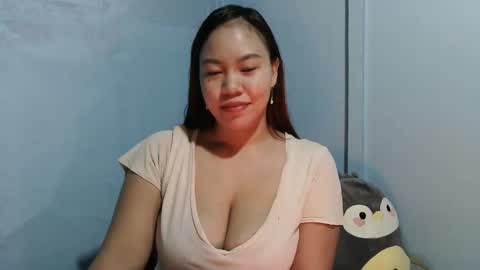 Snapshot of big_buttasian chatting on 01-14-25, 11:42 Grace - online show from 01-14-25, 11:42