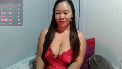 Snapshot of big_buttasian chatting on 01-19-25, 01:53 Grace - online show from 01-19-25, 01:53