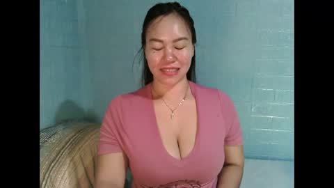 Snapshot of big_buttasian chatting on 09-30-25, 12:59 Grace - online show from 09-30-25, 12:59