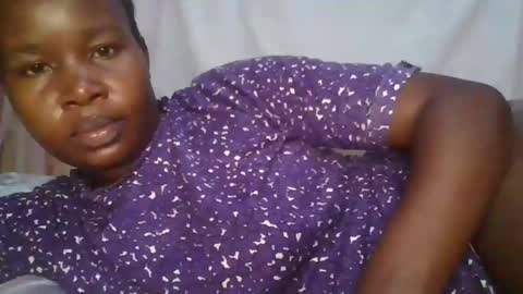 Snapshot of big_diva chatting on 02-04-25, 05:12 big_diva online show from 02-04-25, 05:12